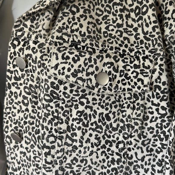 Leopard jacket - Picture 6 of 7